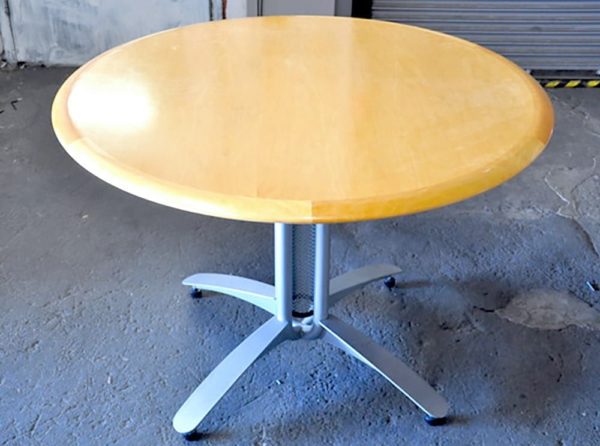 42” Maple Contemporary Round Table