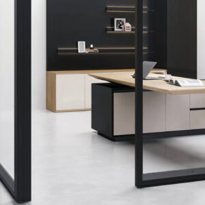 Sunline_Synergy_700_Series_Black_Frame_2